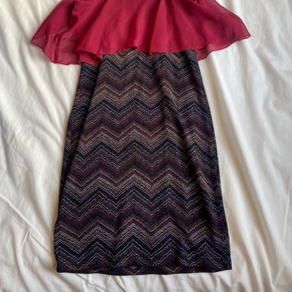 Silk Pattern Dress - Picture 3 of 6